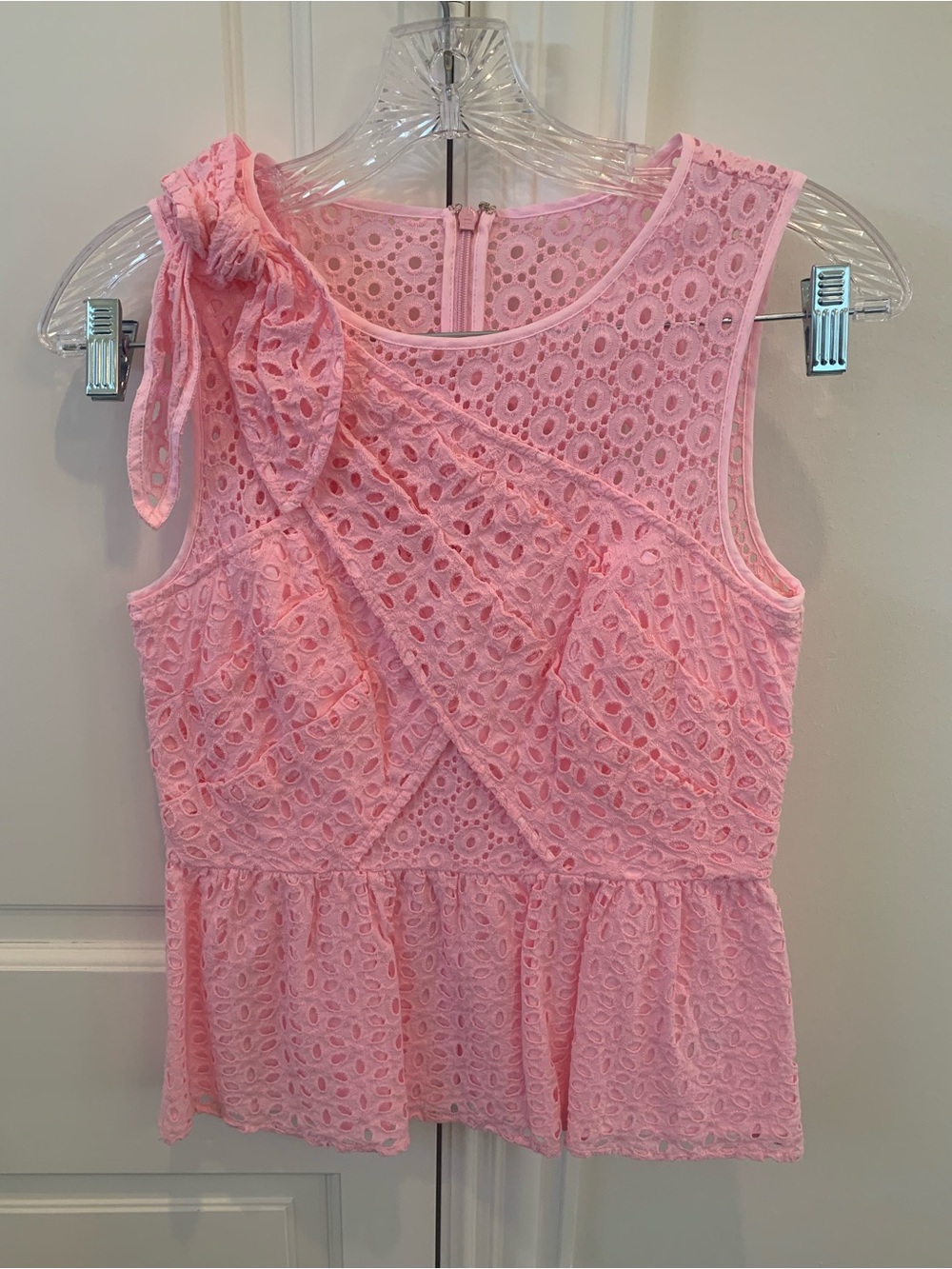 Like New—-Lilly Pulitzer Light Pink Eyelet Tie-Shoulder Top